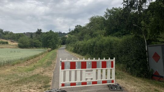 Die Evakuierung und Sperrung von Traisen, hier der Radweg von Norheim hinauf nach Traisen, sorgt für Unverständnis bei Bürger Do Die Evakuierung und Sperrung von Traisen, hier der Radweg von Norheim hinauf nach Traisen, sorgt für Unverständnis bei Bürger Do