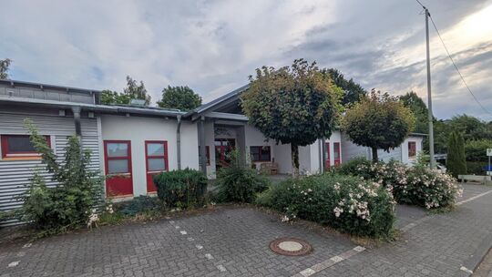 Seit März ist die Kita in Gebhardshain geschlossen. Seitdem werden die Kinder in einer ehemaligen Grundschule in Betzdorf unterg Seit März ist die Kita in Gebhardshain geschlossen. Seitdem werden die Kinder in einer ehemaligen Grundschule in Betzdorf unterg