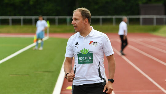 Ballt er bald die Faust an der Betzdorfer Seitenlinie? Potenzial sieht der neue Trainer der SG 06 einiges in seiner Mannschaft, Ballt er bald die Faust an der Betzdorfer Seitenlinie? Potenzial sieht der neue Trainer der SG 06 einiges in seiner Mannschaft,