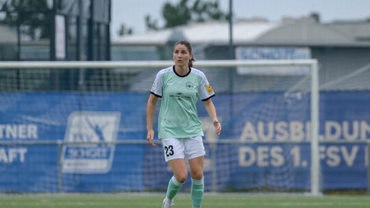Magdalena Schumacher führt ab dieser Saison, gemeinsam mit Vanessa Zilligen, die SG 99 Andernach an. Magdalena Schumacher führt ab dieser Saison, gemeinsam mit Vanessa Zilligen, die SG 99 Andernach an.