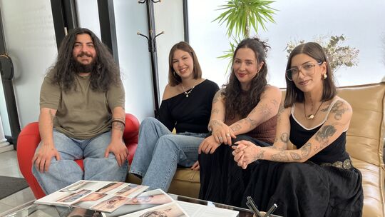 Das Team des Tattoostudio Gedankenkunst in Betzdorf fühlt sich an der Wilhelmstraße wohl (von links): Hüseyin Dogan, Lena Alterg Das Team des Tattoostudio Gedankenkunst in Betzdorf fühlt sich an der Wilhelmstraße wohl (von links): Hüseyin Dogan, Lena Alterg