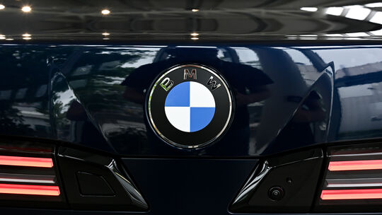 Bei den Dienstwagen der Landesregierung dominiert BMW. Doch auch einige Audis sind im Einsatz. Bei den Dienstwagen der Landesregierung dominiert BMW. Doch auch einige Audis sind im Einsatz.