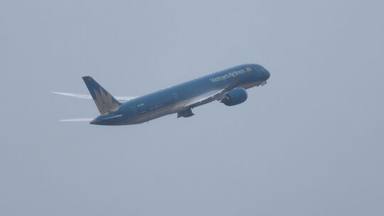Nach Zwischenfall beim Start eines Flugzeugs von Air Vietnam Nach Zwischenfall beim Start eines Flugzeugs von Air Vietnam