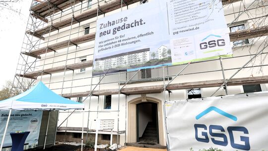 3400 Wohneinheiten gehören der Gemeindlichen Siedlungsgesellschaft (GSG) Neuwied - Sanierungsprojekte gehören also zum Alltag. G 3400 Wohneinheiten gehören der Gemeindlichen Siedlungsgesellschaft (GSG) Neuwied - Sanierungsprojekte gehören also zum Alltag. G