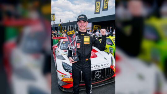 Riesig war die Freude bei Tom Kalender vom Bad Kreuznacher Mercedes-AMG-Team Landgraf über sein erstes Podium in der DTM. Riesig war die Freude bei Tom Kalender vom Bad Kreuznacher Mercedes-AMG-Team Landgraf über sein erstes Podium in der DTM.