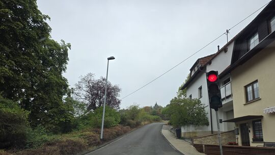 Dieser Tage war die Zufahrt zum Berghotel Kristall über die Wiesenstraße gesperrt. Insgesamt ist die Erreichbarkeit des Hotels ä Dieser Tage war die Zufahrt zum Berghotel Kristall über die Wiesenstraße gesperrt. Insgesamt ist die Erreichbarkeit des Hotels ä