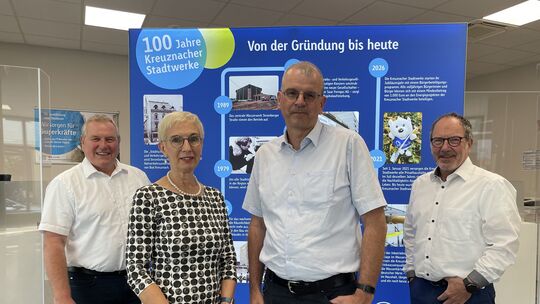 Die neue Führungsspitze des Konzerns Stadt: Aufsichtsratsvorsitzender Bürgermeister Thomas Blechschmidt (von links), Petronella Die neue Führungsspitze des Konzerns Stadt: Aufsichtsratsvorsitzender Bürgermeister Thomas Blechschmidt (von links), Petronella