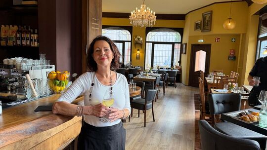 Psychologin, Bestseller-Autorin und Gastronomin: Stefanie Stahl hat in Trier das Gasthaus „Heimat“ eröffnet. Psychologin, Bestseller-Autorin und Gastronomin: Stefanie Stahl hat in Trier das Gasthaus „Heimat“ eröffnet.
