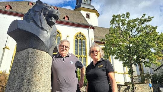 Sie wollen weiterhin Politik für Simmern machen – allerdings nicht mehr aus der SPD-Fraktion heraus: Astrid Bach und Kurt Faller Sie wollen weiterhin Politik für Simmern machen – allerdings nicht mehr aus der SPD-Fraktion heraus: Astrid Bach und Kurt Faller