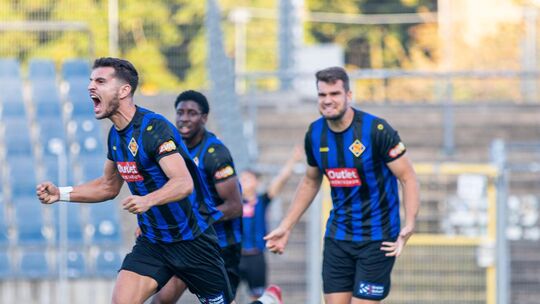 Grund zum Jubeln hatten Igor Blagojevic (von links), Nazif Tchadjei und Damir Grgic zuletzt nicht allzu oft. Das soll sich im Id Grund zum Jubeln hatten Igor Blagojevic (von links), Nazif Tchadjei und Damir Grgic zuletzt nicht allzu oft. Das soll sich im Id