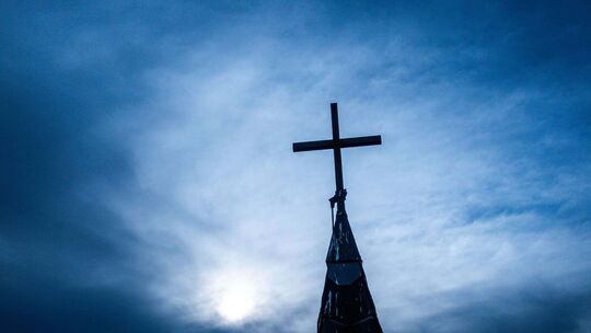 Trotz seiner Verurteilung im Jahr 1994 wurde der Priester später noch in der Diözese Rottenburg-Stuttgart eingesetzt. Trotz seiner Verurteilung im Jahr 1994 wurde der Priester später noch in der Diözese Rottenburg-Stuttgart eingesetzt.