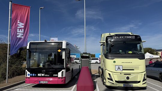 Der Ladehub ist speziell für elektrische Nutzfahrzeuge ausgelegt, kann aber auch von Pkw benutzt werden. Der Ladehub ist speziell für elektrische Nutzfahrzeuge ausgelegt, kann aber auch von Pkw benutzt werden.