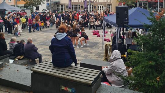 Bereits zum sechsten Mal findet die Veranstaltung „Deutschland singt und klingt“ auf dem Marktplatz in Altenkirchen statt, einma Bereits zum sechsten Mal findet die Veranstaltung „Deutschland singt und klingt“ auf dem Marktplatz in Altenkirchen statt, einma