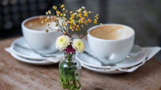 Catch-up-Kultur im Café: Haben wir nur noch Pseudofreunde? Catch-up-Kultur im Café: Haben wir nur noch Pseudofreunde?