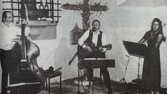 Außergewöhnliche Klänge ertönten in der Kirche von Kirchähr, wo im Juli 1996 vor einer sehr überschaubaren Zahl von Besuchern di Außergewöhnliche Klänge ertönten in der Kirche von Kirchähr, wo im Juli 1996 vor einer sehr überschaubaren Zahl von Besuchern di