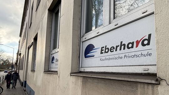 Die Eberhardschule in Trier hat es ins Schwarzbuch des Steuerzahlesbundes geschafft. Eigentlich sollte die ehemalige Privatschul Die Eberhardschule in Trier hat es ins Schwarzbuch des Steuerzahlesbundes geschafft. Eigentlich sollte die ehemalige Privatschul