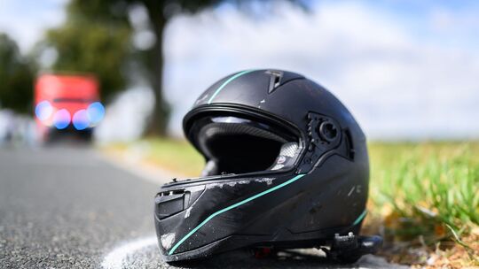 Motorradfahrer schwer verletzt Motorradfahrer schwer verletzt