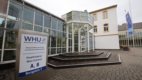 Die WHU wird sich auf lange Sicht vom Standort Vallendar verabschieden. Diese Nachricht überraschte am Mittwochnachmittag auch V Die WHU wird sich auf lange Sicht vom Standort Vallendar verabschieden. Diese Nachricht überraschte am Mittwochnachmittag auch V