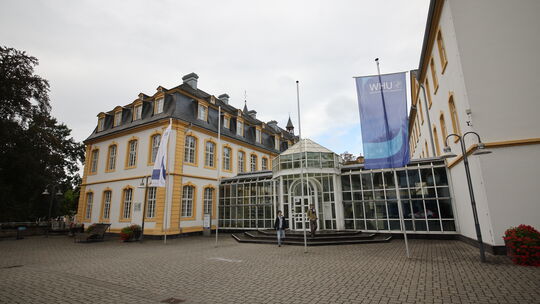 Die WHU – Otto Beisheim School of Management möchte ihren Sitz von Vallendar nach Düsseldorf verlegen: Für die Region und Wirtsc Die WHU – Otto Beisheim School of Management möchte ihren Sitz von Vallendar nach Düsseldorf verlegen: Für die Region und Wirtsc