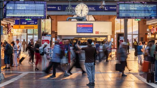 Hauptbahnhof Frankfurt Hauptbahnhof Frankfurt