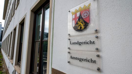 Landgericht und Amtsgericht Trier Landgericht und Amtsgericht Trier