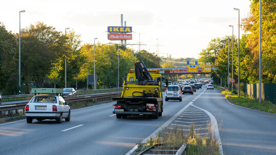 Eigentlich sollte die B9 in Koblenz stadtauswärts am Sonntag, 25. Oktober, für mehrere Stunden gesperrt werden. Dazu kommt es nu Eigentlich sollte die B9 in Koblenz stadtauswärts am Sonntag, 25. Oktober, für mehrere Stunden gesperrt werden. Dazu kommt es nu