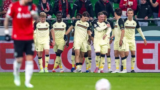 Hannover 96 - 1. FC Kaiserslautern Hannover 96 - 1. FC Kaiserslautern