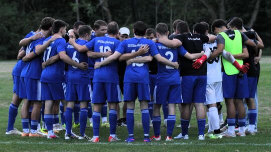 Zusammenstehen und es im zweiten Anlauf besser machen: Nach dem Pokal-Aus am Mittwochabend geht es für die SG Elbert/Horbach am Zusammenstehen und es im zweiten Anlauf besser machen: Nach dem Pokal-Aus am Mittwochabend geht es für die SG Elbert/Horbach am