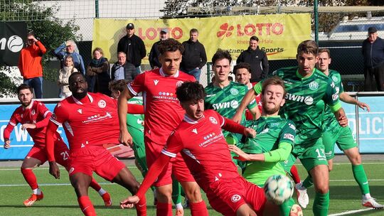 Für den FV Engers (in Grün) geht es nach einer unfreiwilligen Pause am Samstag wieder weiter – und das im Saarland bei Hertha Wi Für den FV Engers (in Grün) geht es nach einer unfreiwilligen Pause am Samstag wieder weiter – und das im Saarland bei Hertha Wi