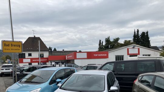 Noch dominieren Autos an der B9 das südliche Entree der Stadt Bad Breisig. Aber das soll sich ändern. Es ist geplant, die Werkst Noch dominieren Autos an der B9 das südliche Entree der Stadt Bad Breisig. Aber das soll sich ändern. Es ist geplant, die Werkst